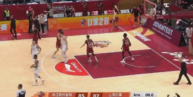 世界杯官网入口-9+3！首秀干翻上海队！中国男篮第一大心脏后卫