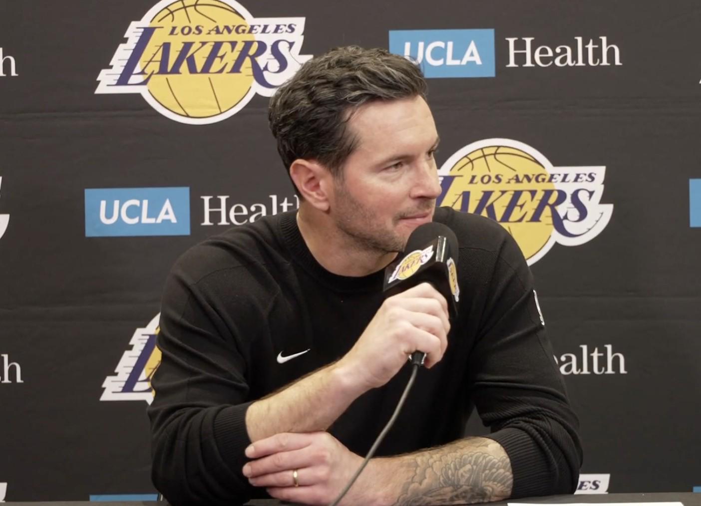 雷迪克：东契奇绝杀是个伟大的时刻；从没见过詹姆斯如此飞身救球